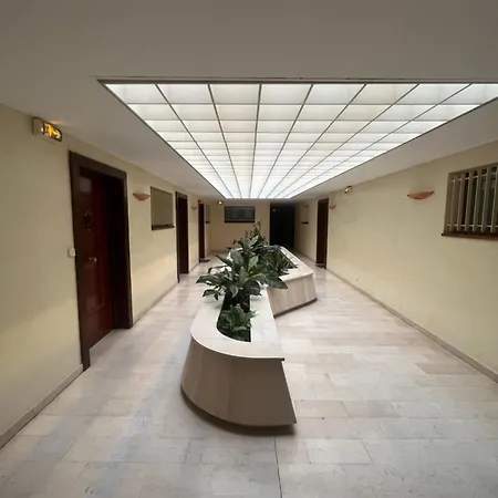 Duplex Plein Centre De Apartment