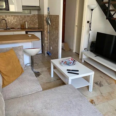 Duplex Plein Centre De *